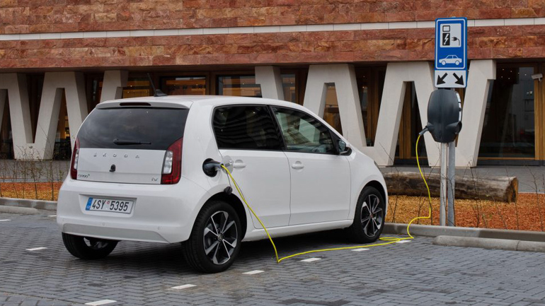 Η Skoda έφερε ηλεκτρικό στην Ελλάδα με τιμή κάτω από 20.000 ευρώ